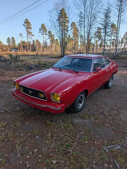 Ford Mustang 1975 photo 2
