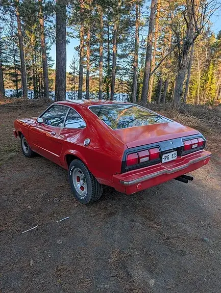 Ford Mustang 1975 photo 4