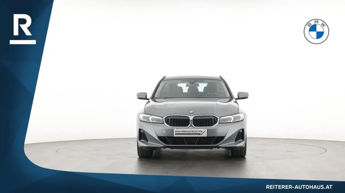 BMW 3 Series 2024 photo 2