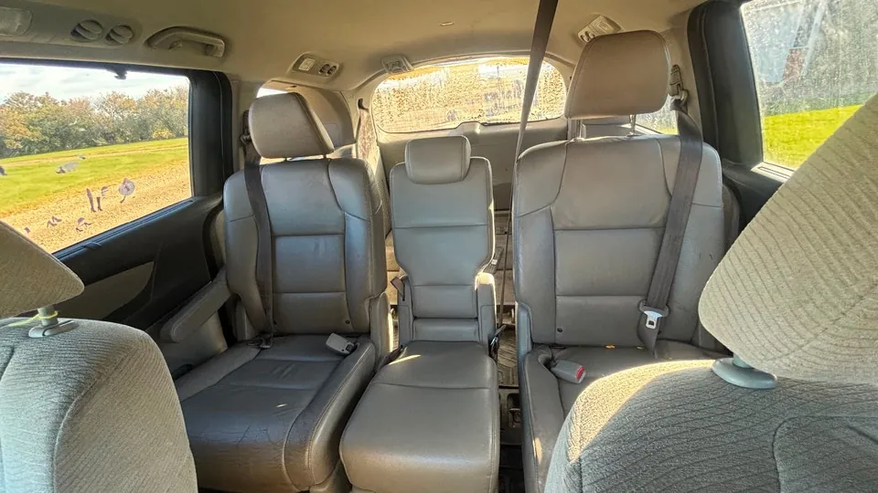 Honda Odyssey 2013 photo 2