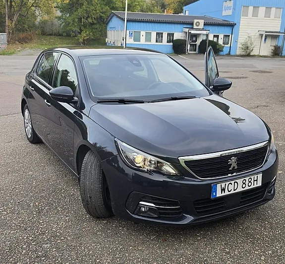 Peugeot 308 2019 photo 2