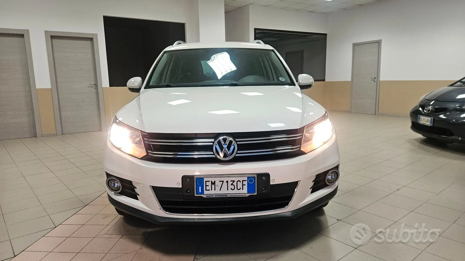 Volkswagen Tiguan 2012 photo 2