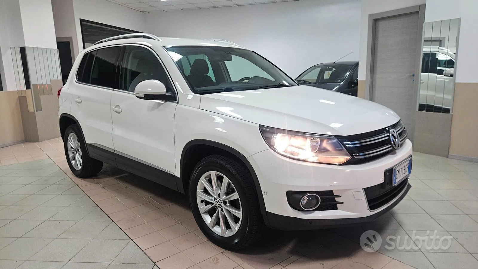 Volkswagen Tiguan 2012 photo 3