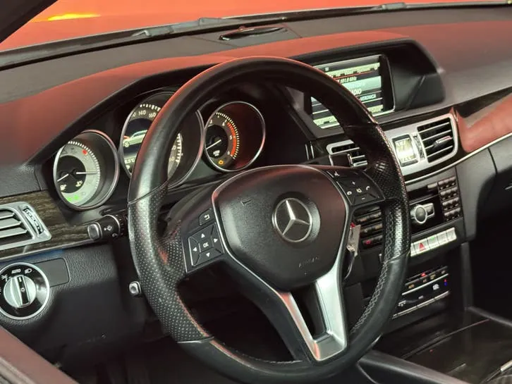 Mercedes-Benz E-Class 2014 photo 3