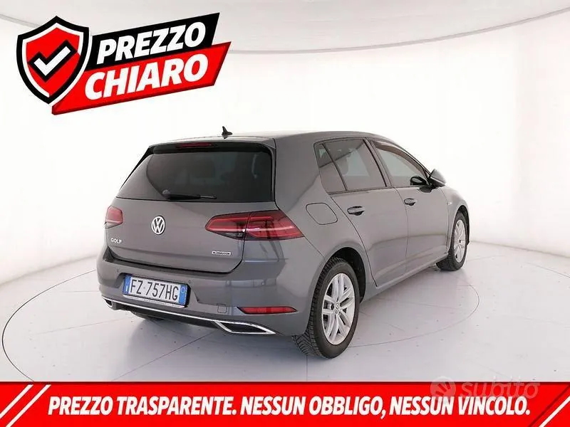 Volkswagen Golf 2019 photo 2