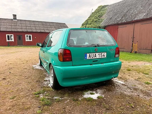 Volkswagen Polo 1995 photo 4