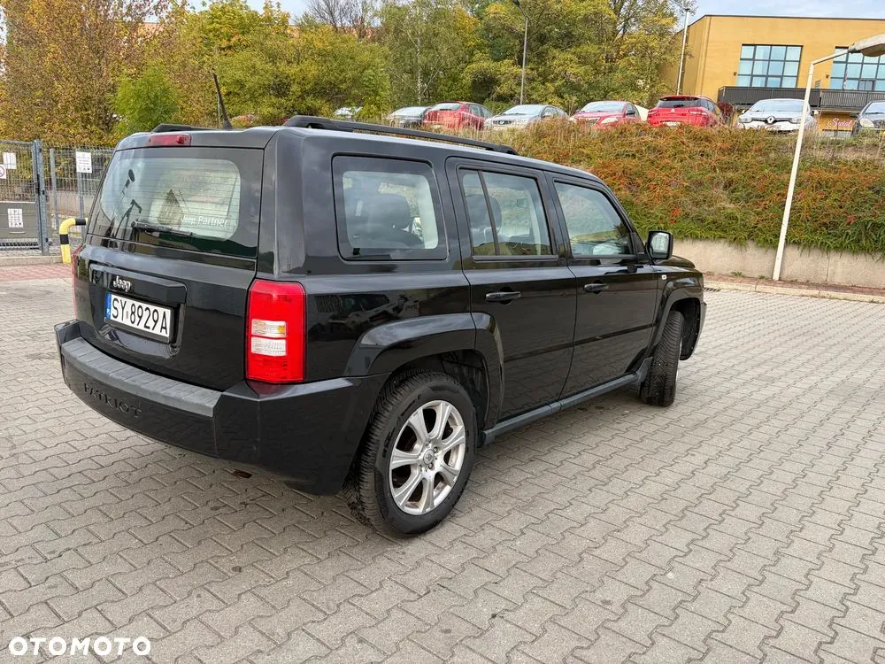 Jeep Patriot 2010 photo 4