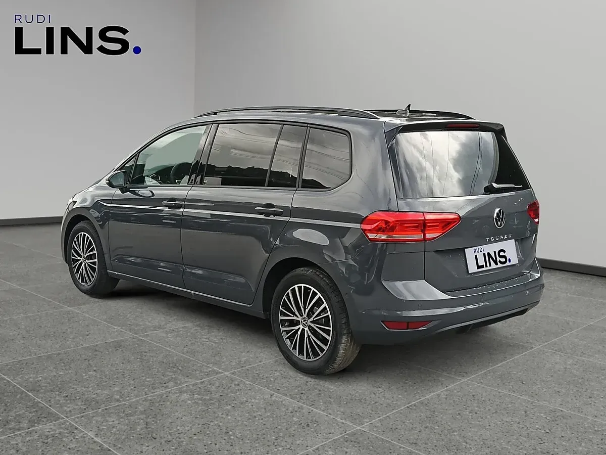 Volkswagen Touran 2026 photo 3