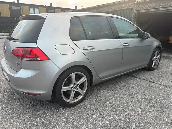 Volkswagen Golf 7 2014 photo 2