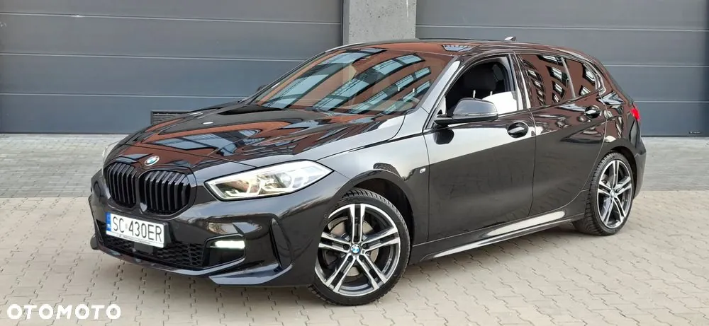 BMW Seria 1 118I M Sport 2023 photo 2