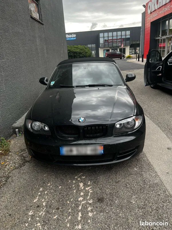 BMW 1 Series 2010 photo 2
