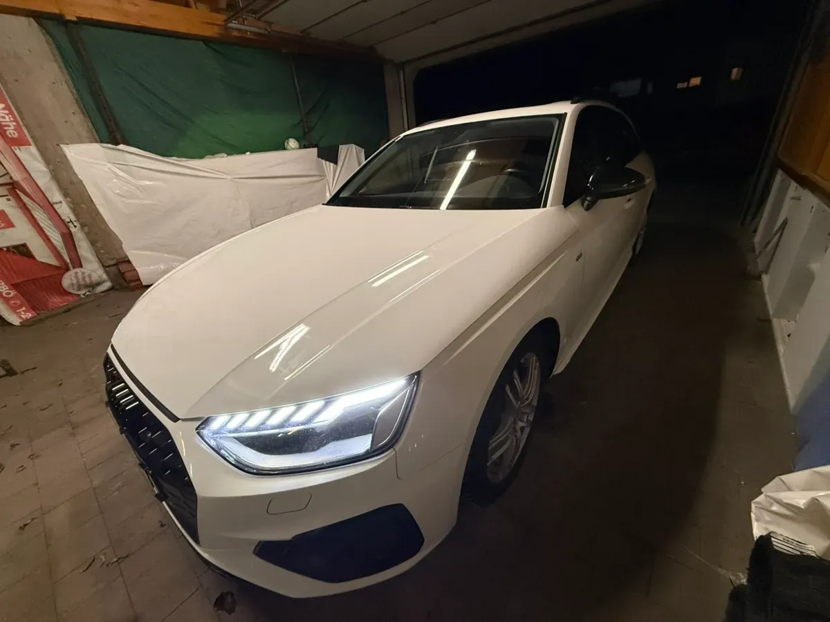 Audi A4 2020 photo 2