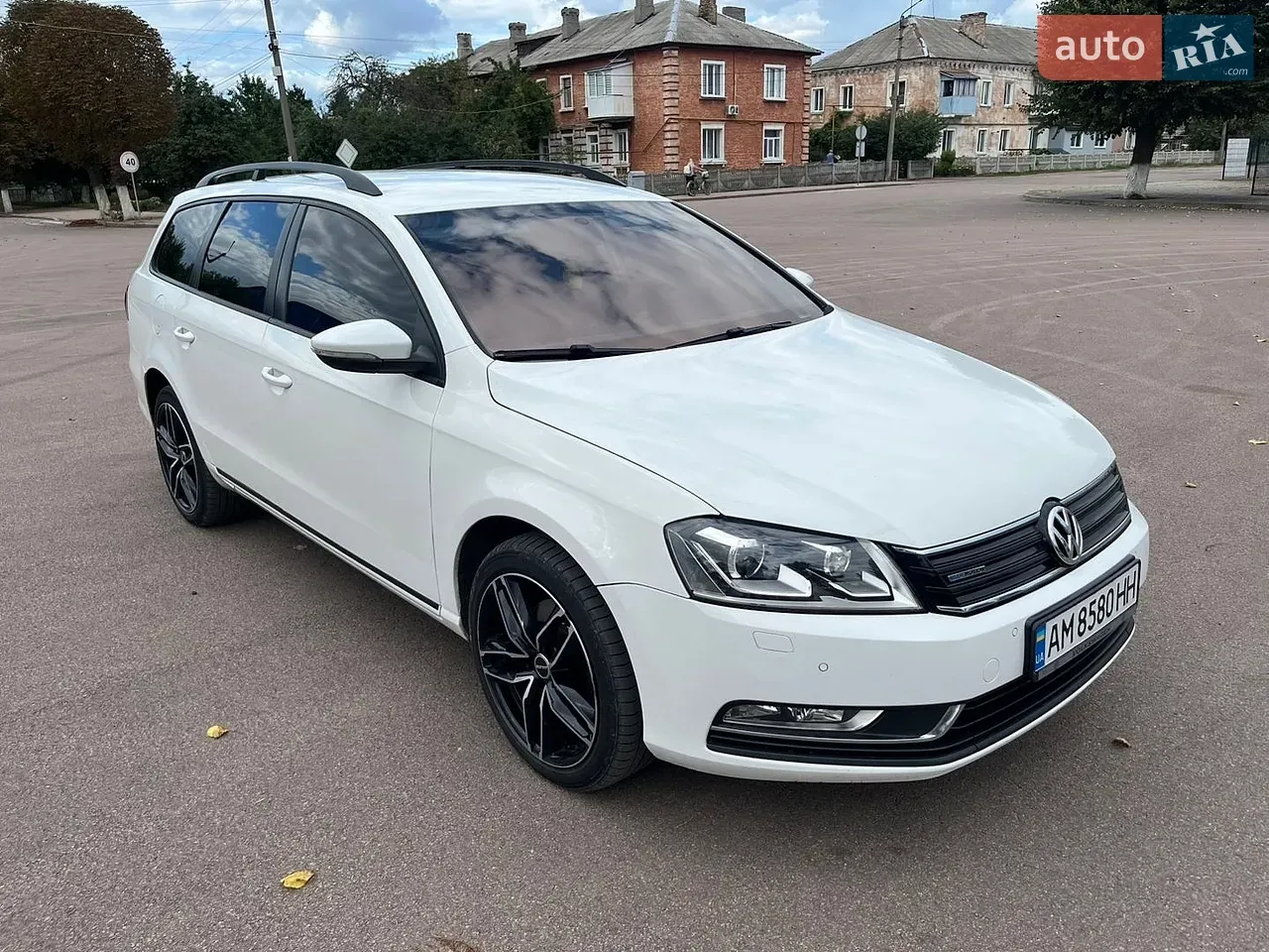 Volkswagen Passat 2012 photo 3
