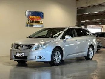 Toyota Avensis 2012 photo 4