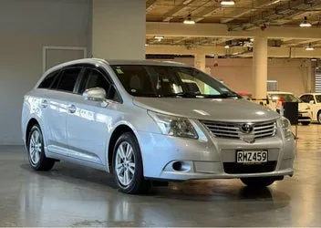 Toyota Avensis 2012 photo 2