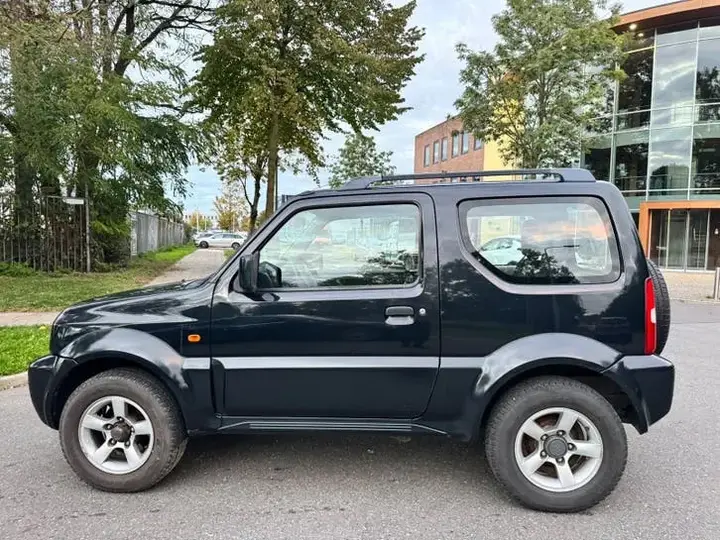 Suzuki Jimny 2008 photo 2