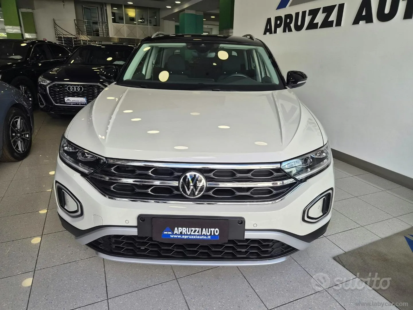 Volkswagen T-Roc 2022 photo 3