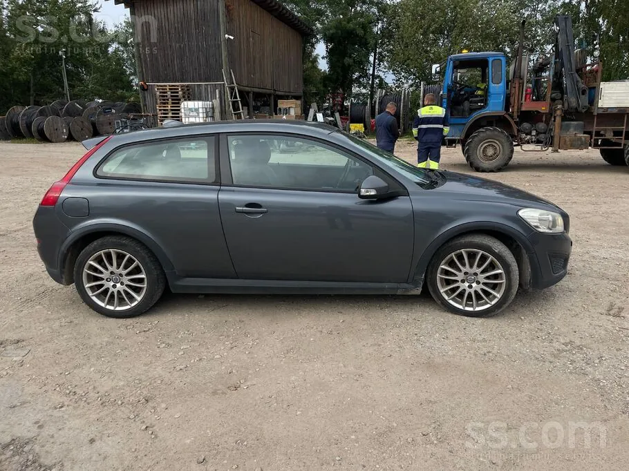 Volvo C30 2010 photo 3