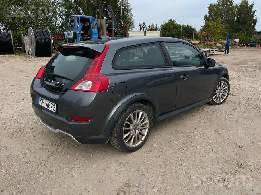 Volvo C30 2010 photo 2