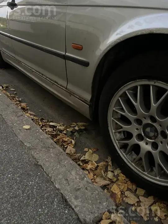 BMW 318 1998 photo 3