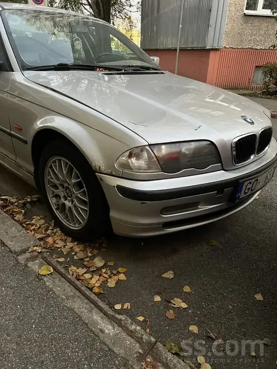 BMW 318 1998 photo 4