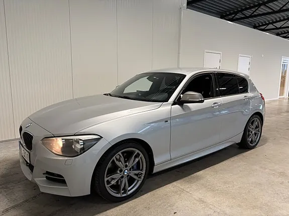 BMW M135I 2014 photo 4