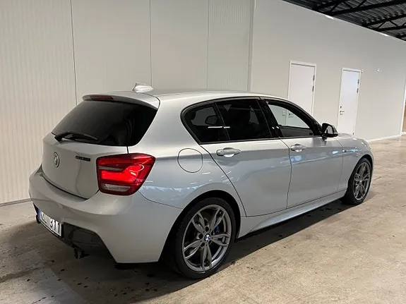 BMW M135I 2014 photo 3