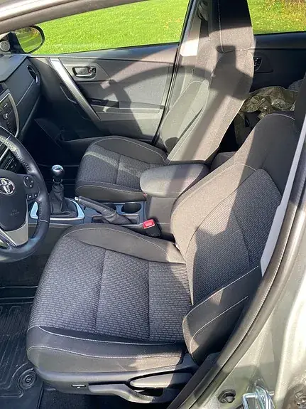 Toyota Auris 2014 photo 5