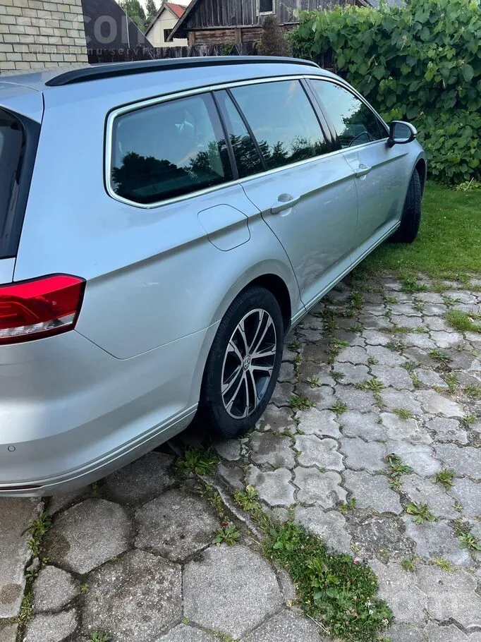 Volkswagen Passat 2016 photo 2