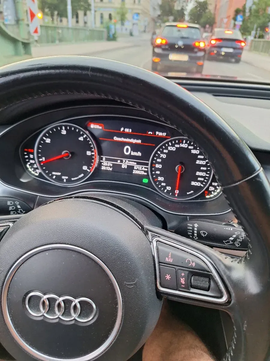 Audi A6 Avant 2016 photo 2