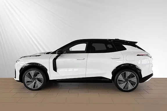 Lynk & Co 08 2025 photo 2