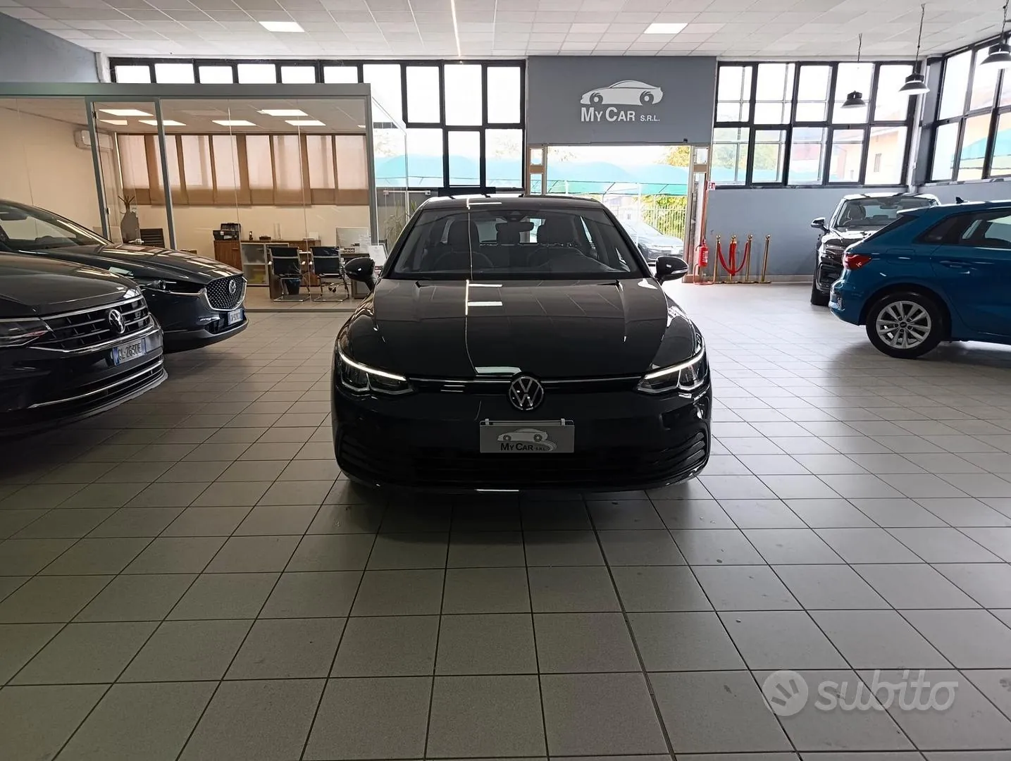 Volkswagen Golf 2023 photo 2