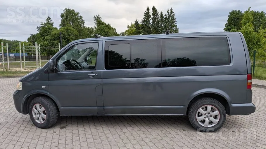 Volkswagen Caravelle 2006 photo 2