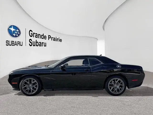 Dodge Challenger 2018 photo 2