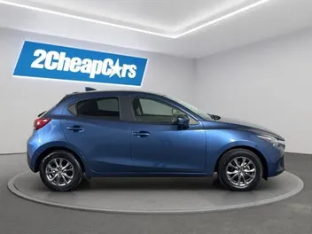 Mazda Demio 2017 photo 5