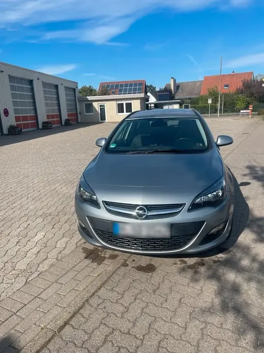 Opel Astra Sports Tourer