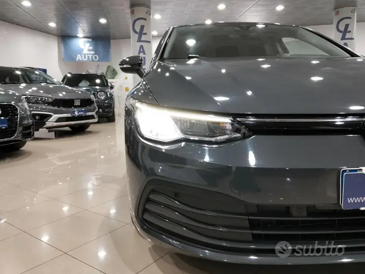 Volkswagen Golf 8 2024 photo 3