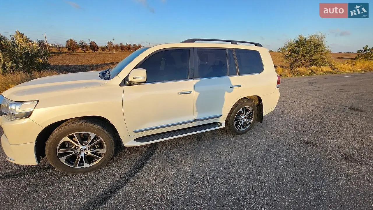 Toyota Land Cruiser 2016 photo 3
