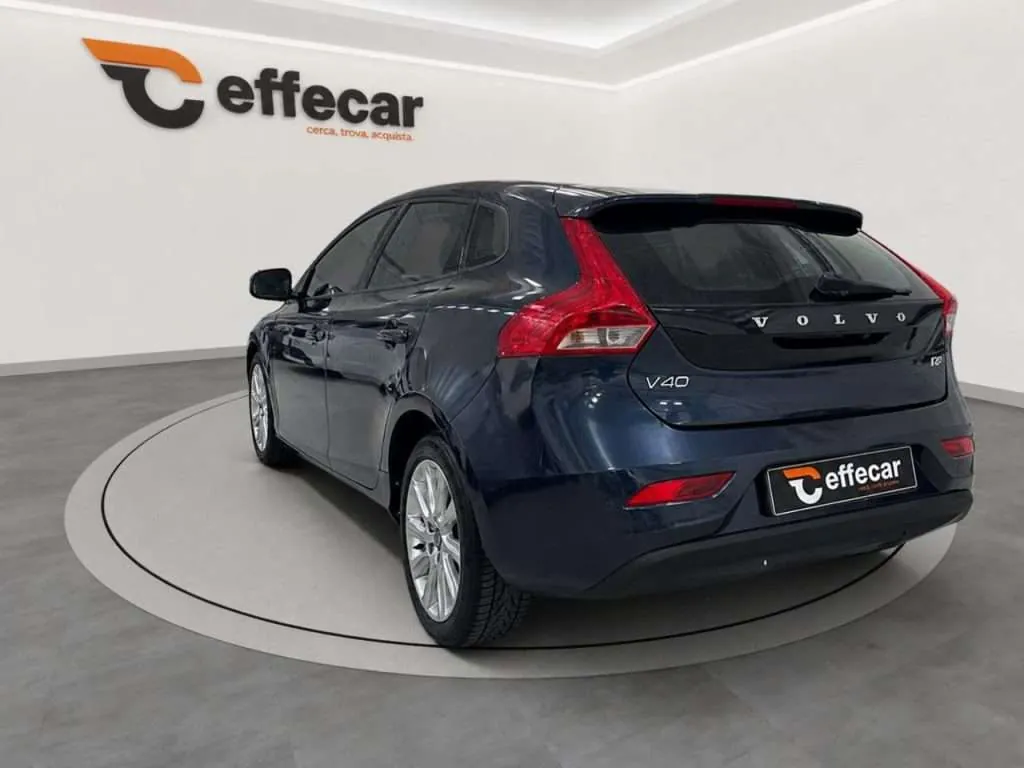 Volvo V40 2012 photo 4