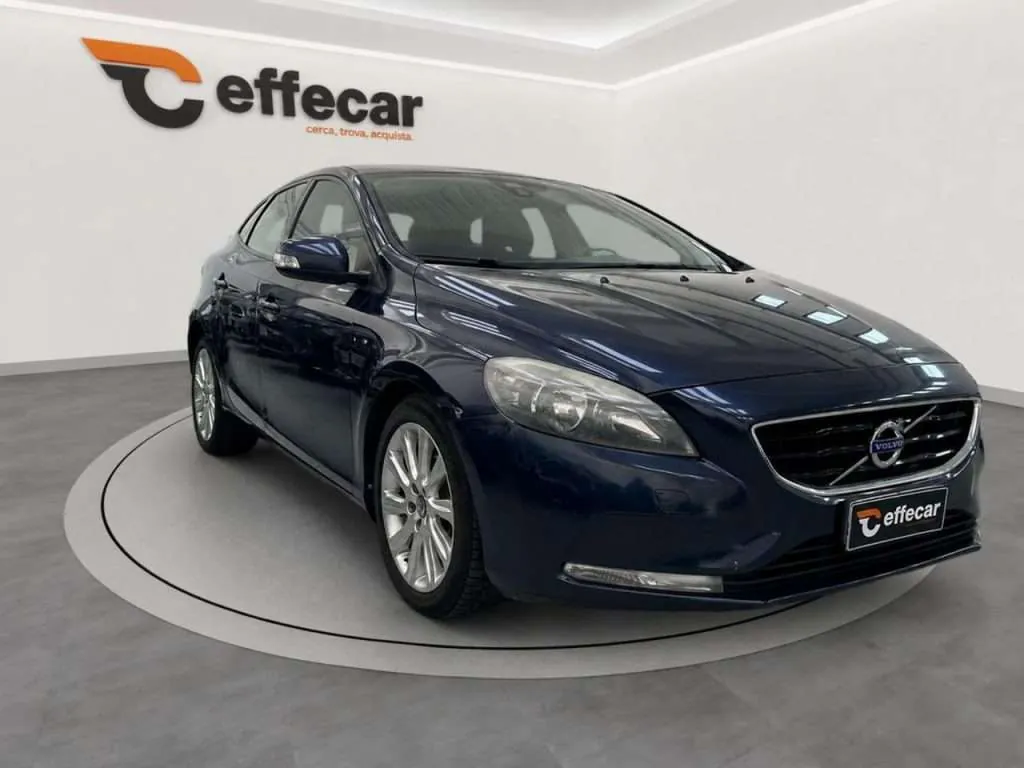 Volvo V40 2012 photo 3
