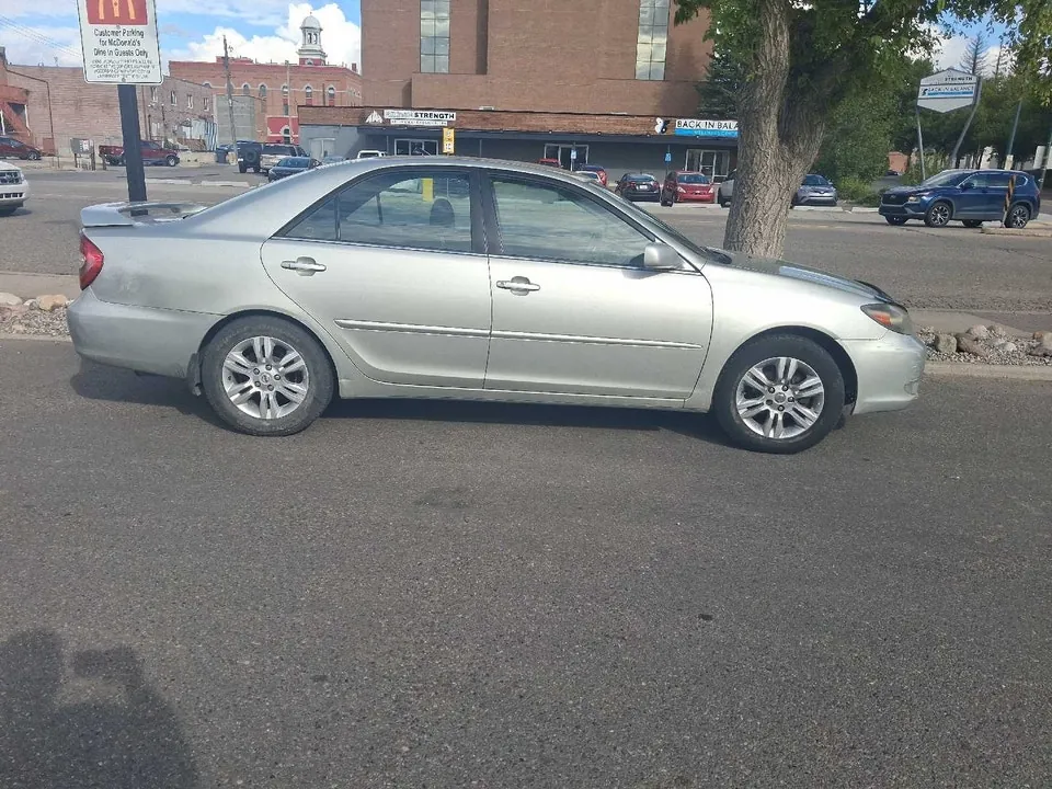 Toyota Camry 2005 photo 2