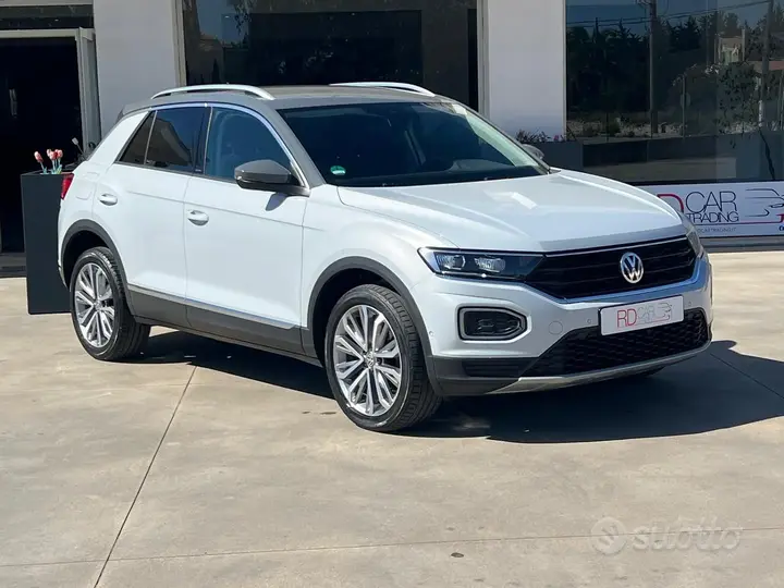 Volkswagen T-Roc 2019 photo 2