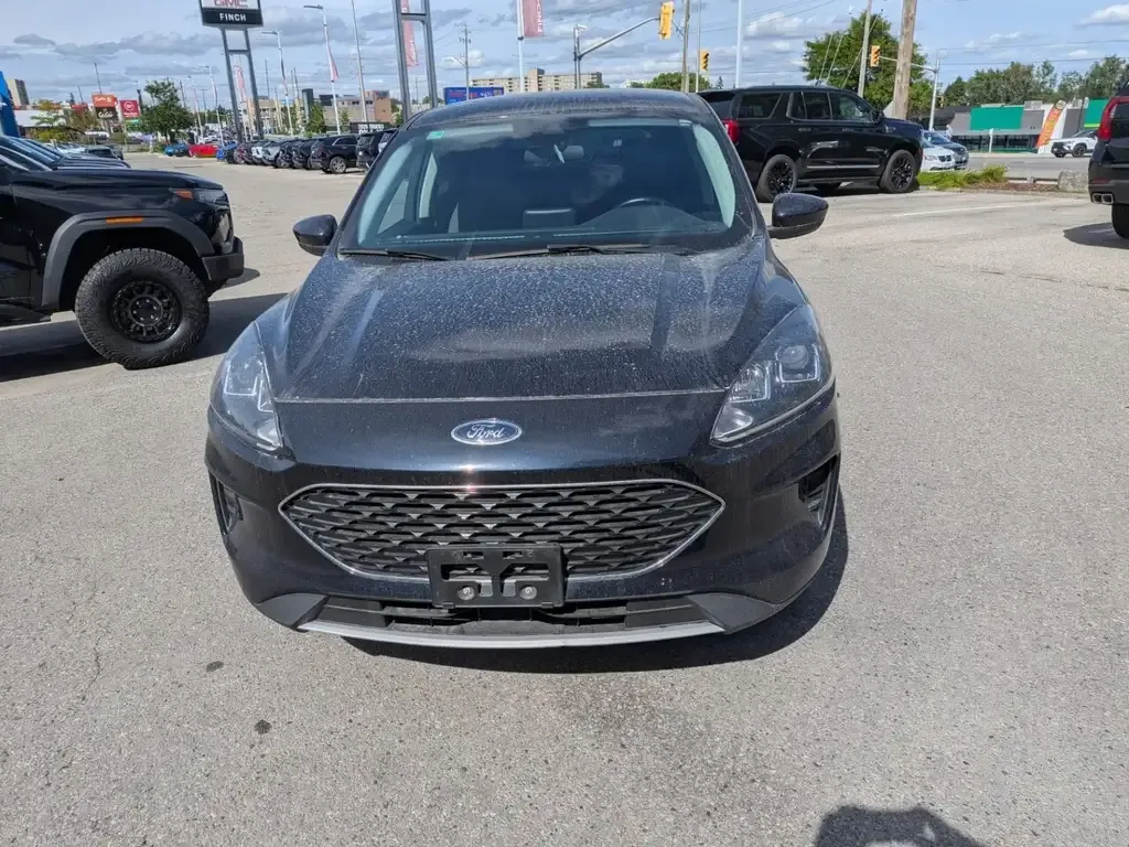 Ford Escape 2021 photo 2