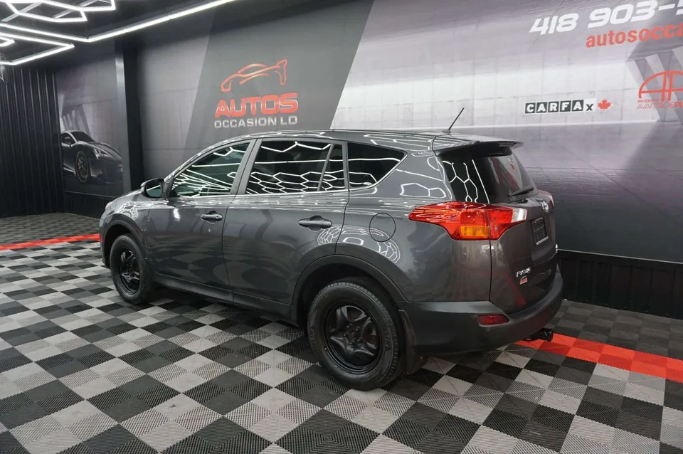 Toyota Rav4 2015 photo 5
