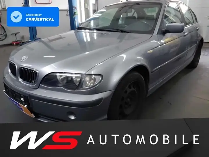 BMW 318I