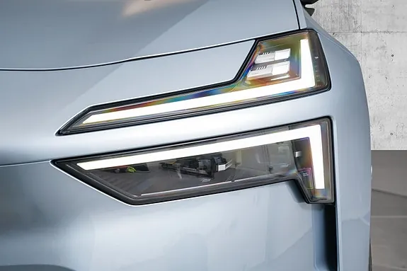 Polestar 4 2026 photo 3