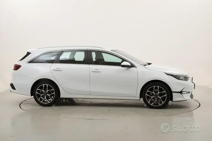 Kia Ceed 2022 photo 3