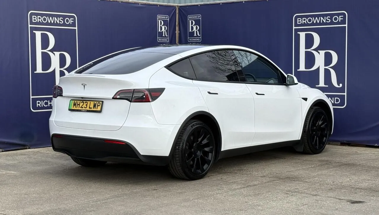 Tesla Model Y 2023 photo 5