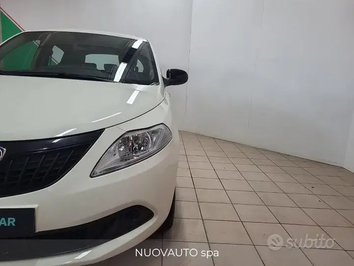 Lancia Ypsilon 2024 photo 3