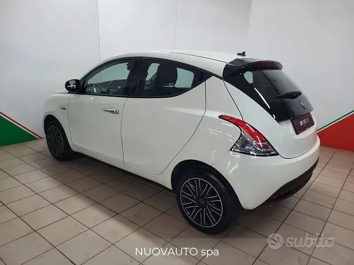 Lancia Ypsilon 2024 photo 5